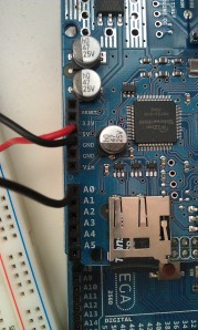 Como conectar circuito sensor LM35 a Arduino